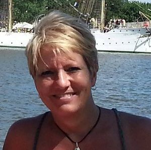 Meet your Posher, Debra